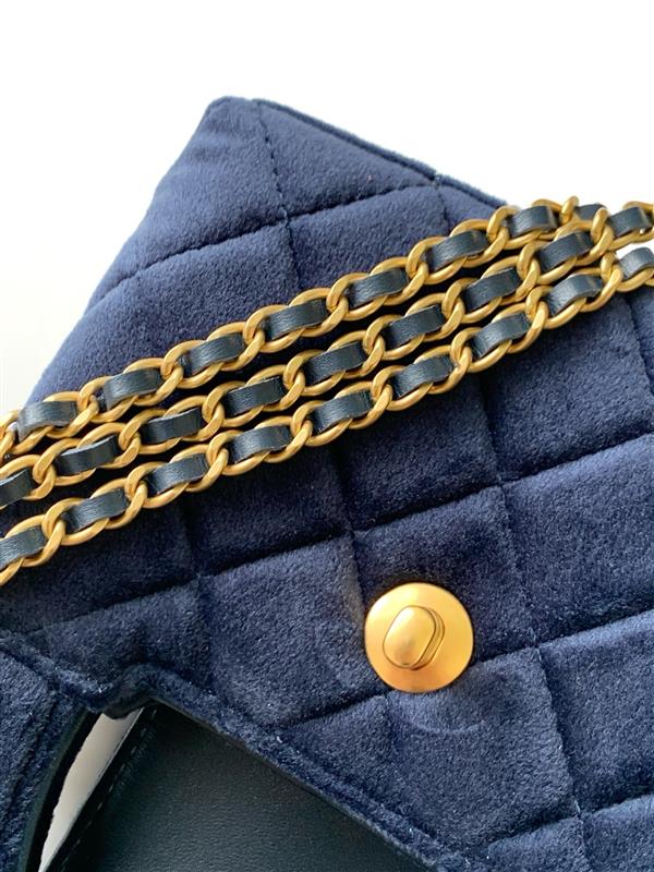 2026127215012276 550